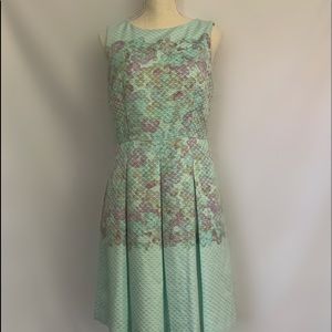 Tahari sleeveless tea length dress